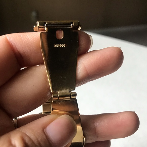 Michael Kors MK5160 Stainless Gold Watch - Picture 6 of 16